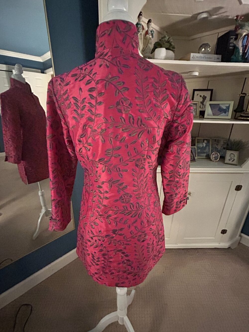 Traditional Chinese Jacket - Picture 4 of 6